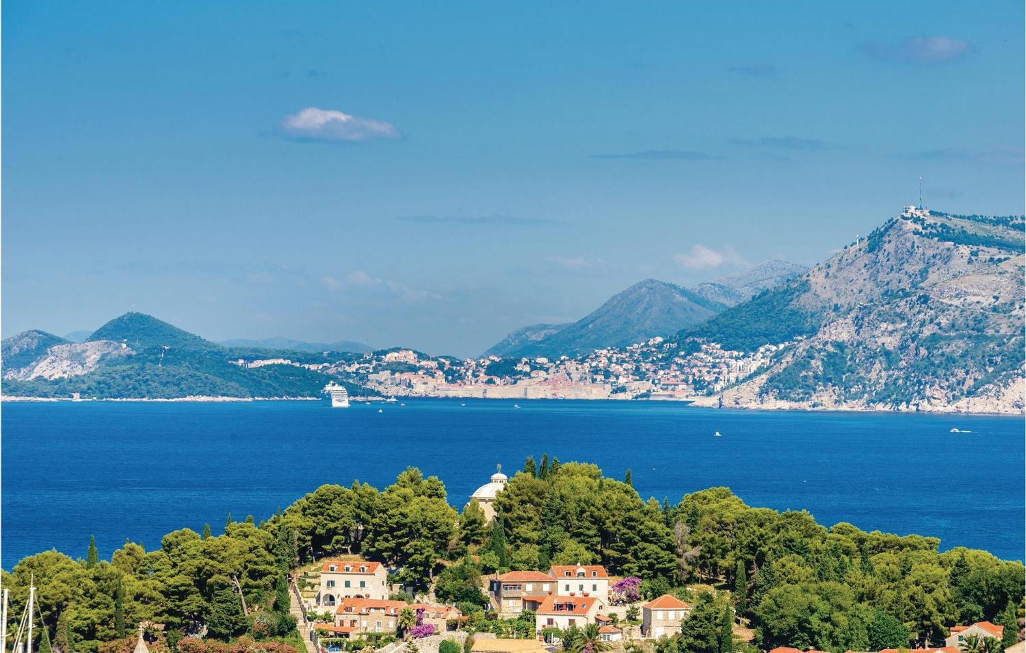 Amazing Apartment In Cavtat With House Sea View المظهر الخارجي الصورة